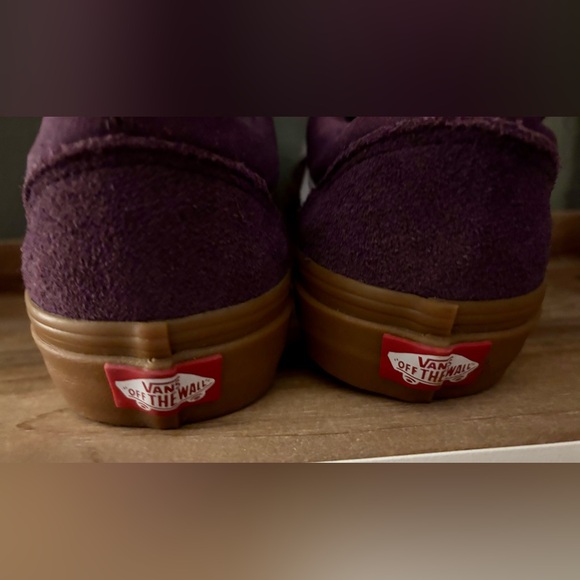 Vans Classic Lace Up Purple Suede Skate Shoes - Picture 4 of 6